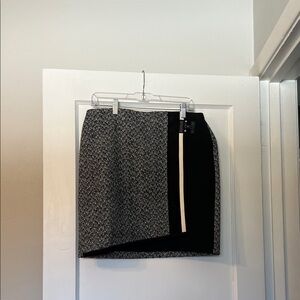 Super cute, classic Black and white/off white Women's Skirt